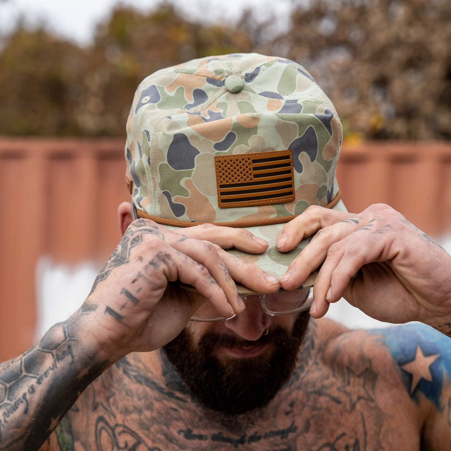 AMERICAN FLAG PATCH CRUSHABLE ROPE SNAPBACK | FROGSKIN DUCK CAMO HAT