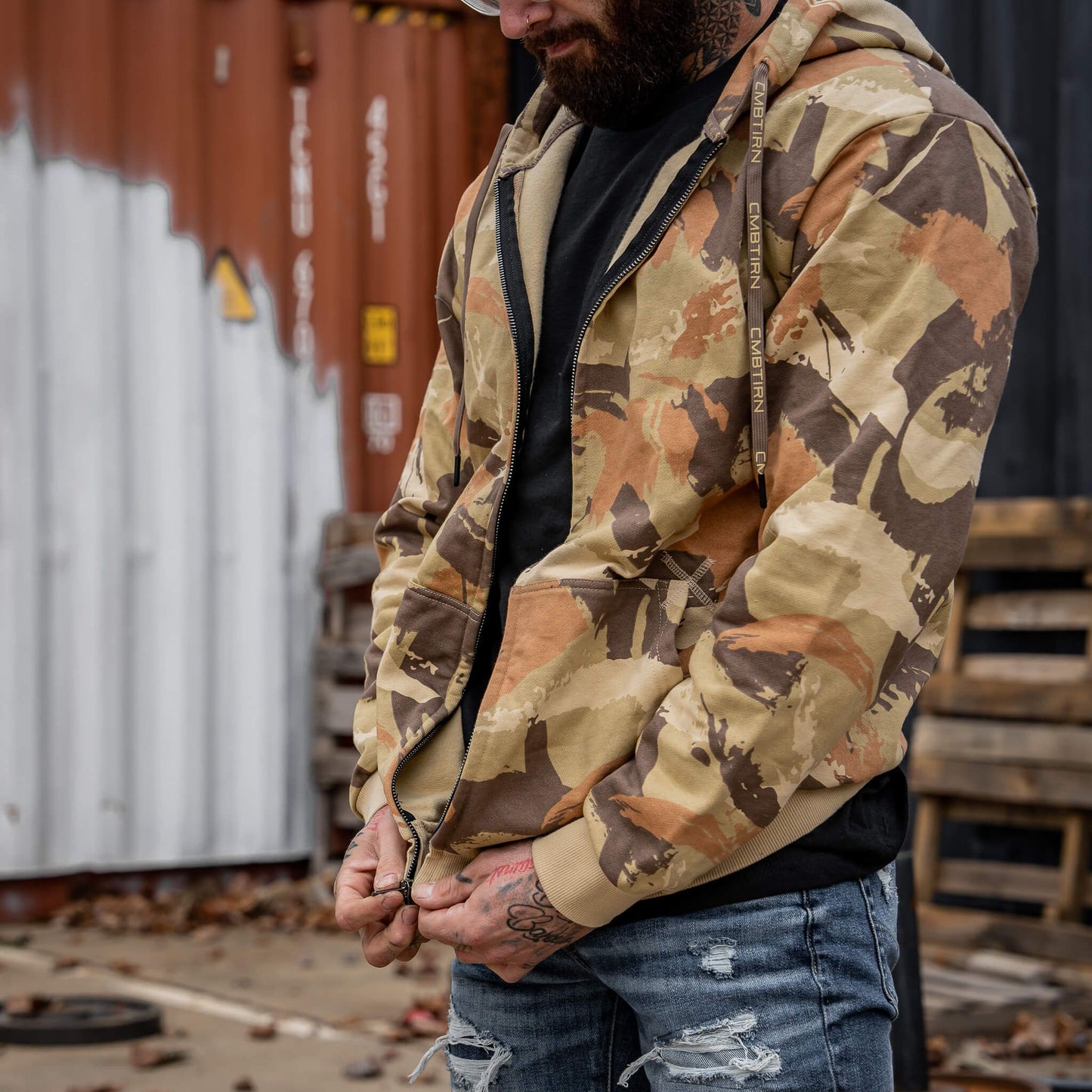 MEN'S ZIP-UP HOODIE